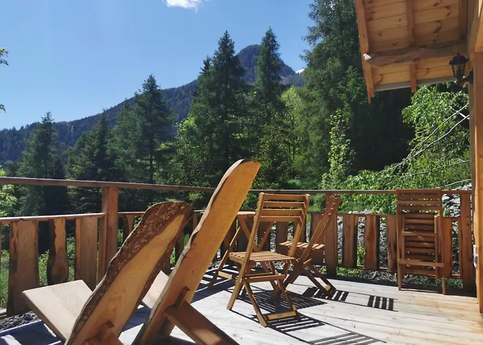Les Cabanes Du Domaine De L Esperluette